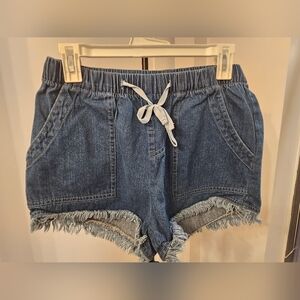 Pull-on Jean shorts